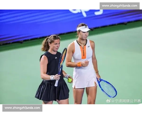 泛太赛女双:巴博斯 斯特凡尼 6-46-3 夺冠